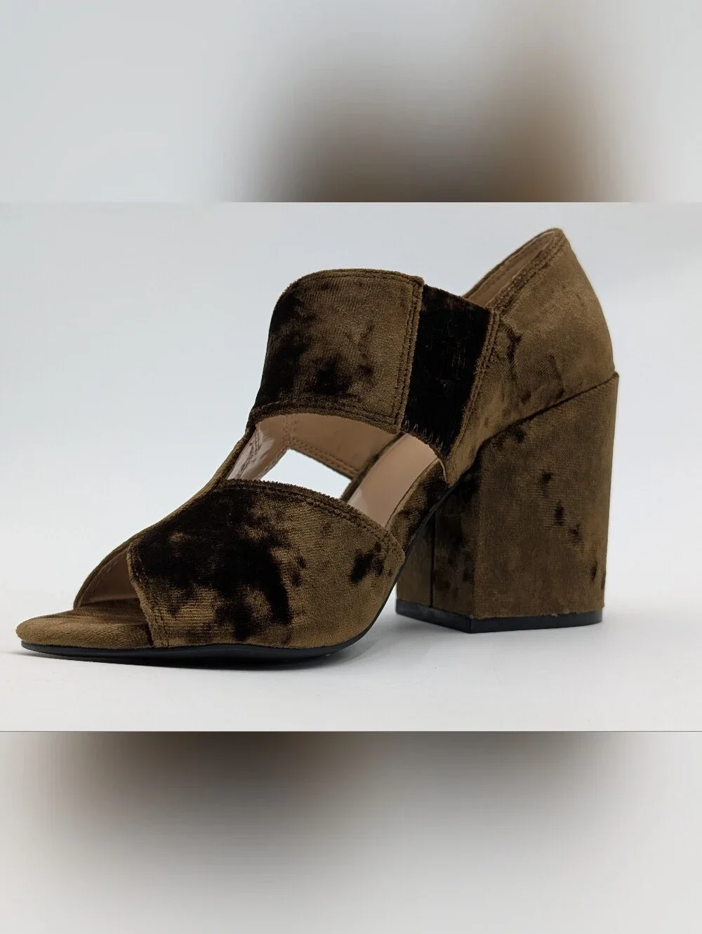 CAbi Interlock Sz 6 Crushed Velvet Sandal Olive Green Peep Toe Block Heel